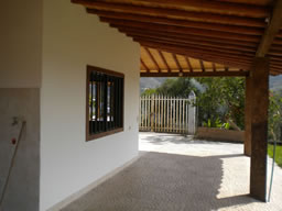 Farm House in El Penol For Sale, Medellin