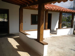 Farm House in El Penol For Sale, Medellin