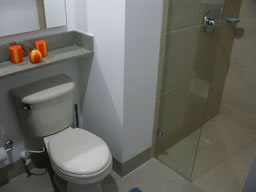 3 alcobas con oficina, piso 12, piscina  photo 13