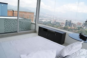 Luxury Penthouse Apartment With Heated Jacuzzi photo 17